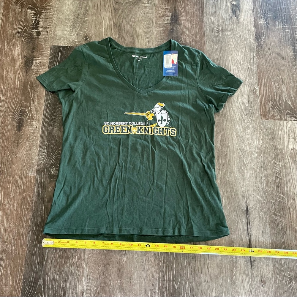 NEW Champion St. Norbert College Green Women’s XL V-neck Tee Shirt